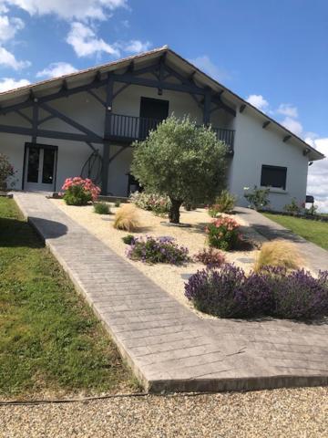Gite Les Pins Perdus Saint-Ciers-d'Abzac Buitenkant foto